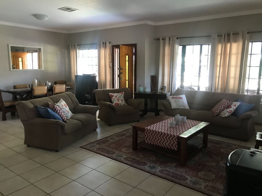 4 Bedroom Property for Sale in Die Rand Northern Cape